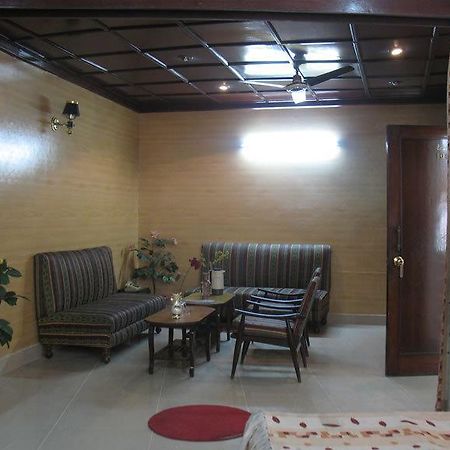 Hotel Rest Inn Lucknow Exterior foto